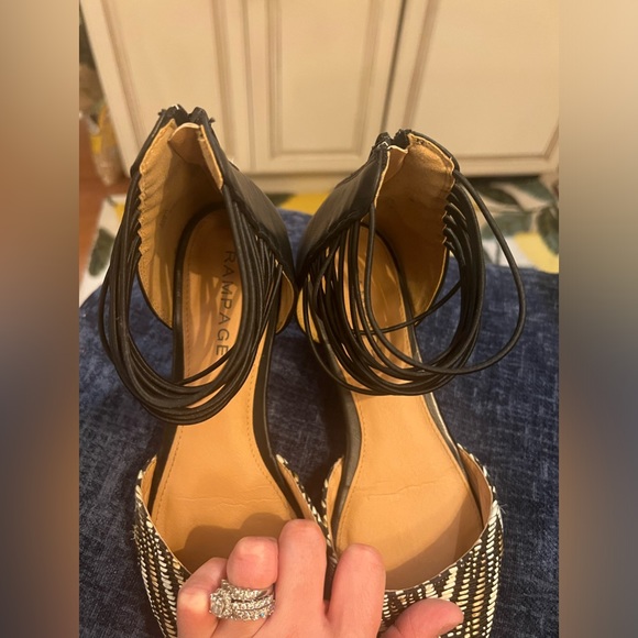 Rampage tribal pointy toe flat with ankle straps size 8.5 womens - Picture 3 of 7